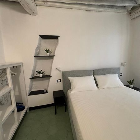 Апартаменты Casa Della Seta Генуя Экстерьер фото